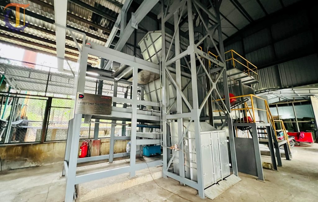 hệ thống nạp liệu lò đốt rác